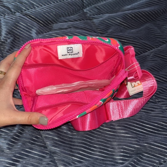 Mary Square Boutique Belt Bag Wild Child - Picture 6 of 15